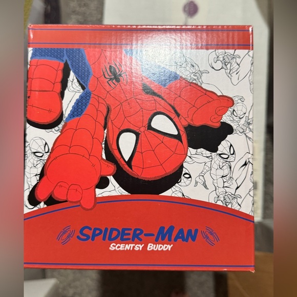 New Retired Marvel Spider-Man Scentsy Buddy with Scent Pak- NIB- $40 - Picture 7 of 7